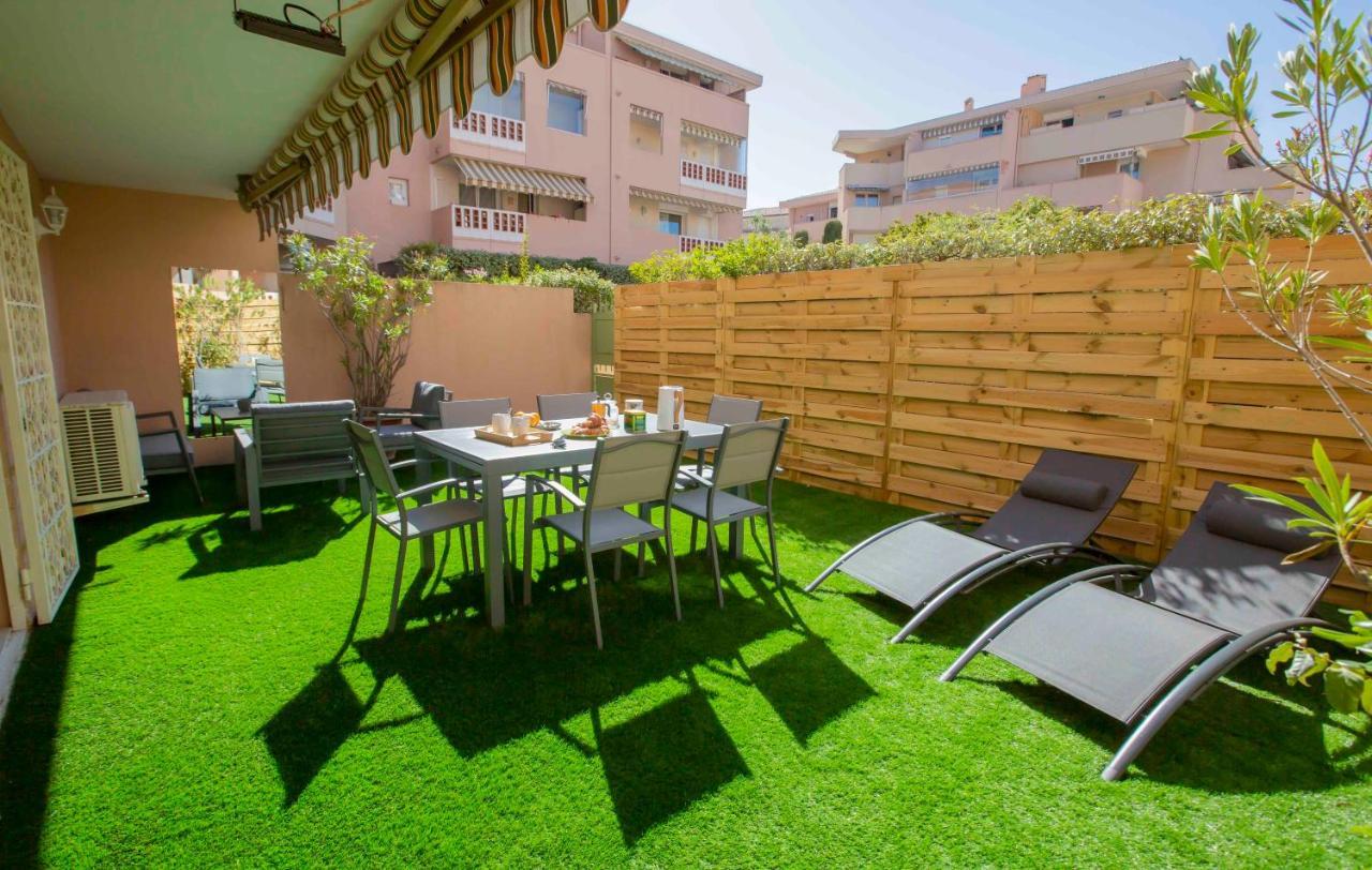 Le Ptit Max Centre Ville - Terrasse Sainte-Maxime Exteriör bild